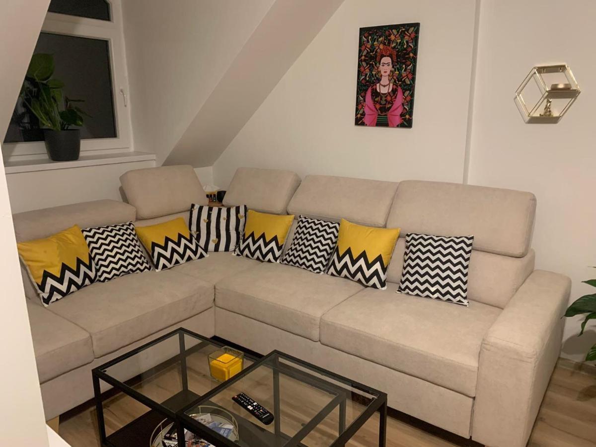 Apartament Apartman Frida Nova Bana Zewnętrze zdjęcie